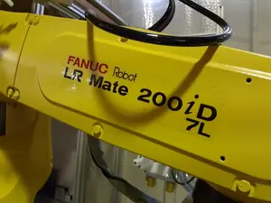 FANUC 多関節ミニロボット