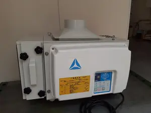 電気集塵式オイルミストコレクター　エリミネーター付き