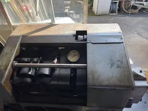 精密ネジ転造盤　コメット