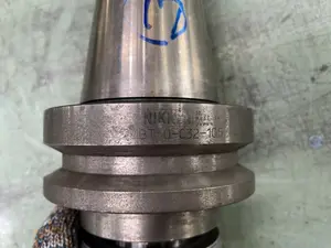NIKKEN　3LOCKミーリングチャック　BT50　把握32