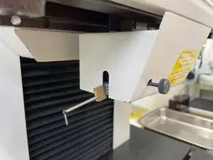 表面輪郭形状測定機　サーフコム