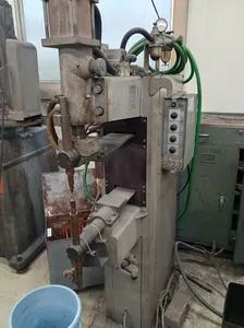 鋼板用点溶接機（スポット溶接機）