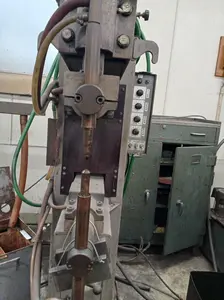 鋼板用点溶接機（スポット溶接機）