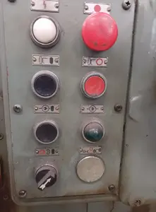 円筒研削盤
