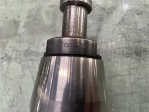 豊精工　コレットチャックホルダ　BT50　把握32