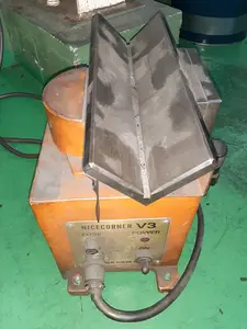 卓上面取り機