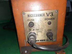 卓上面取り機