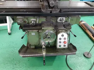 ベッド型汎用フライス盤
