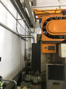 makino　立型マシニングセンタ-