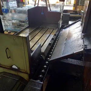 立型マシニングセンター