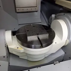  5軸制御立形マシニングセンター