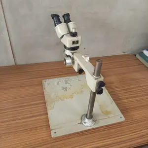 実体顕微鏡　スタンド付き　DIA ZOOM STEREO MICROSCOPE(2)