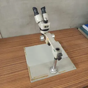 実体顕微鏡　スタンド付き　DIA ZOOM STEREO MICROSCOPE(3)