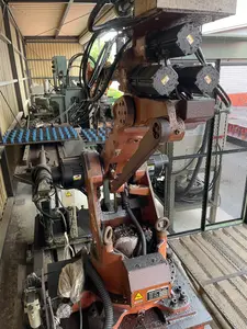ロボット