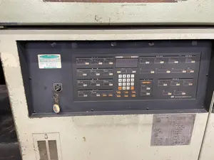 射出成形機　型締力80t