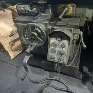 ベッド形汎用フライス盤