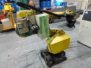 FANUC　垂直多関節ロボット