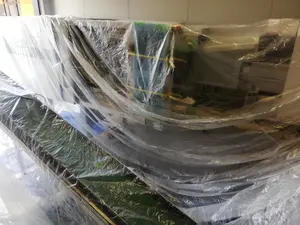100Tf 横型射出成形機（電動）