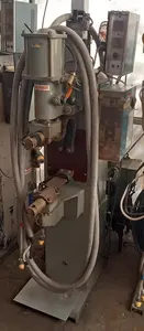 定置式スポット溶接機