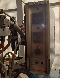 定置式スポット溶接機