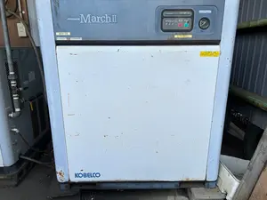スクリューコンプレッサー
