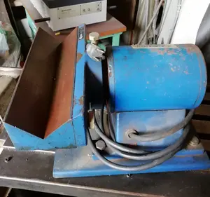 卓上面取り機