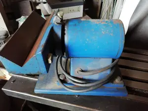 卓上面取り機