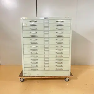 【売却済】スチール製キャビネット