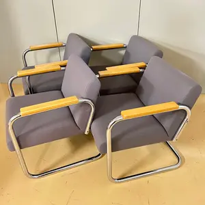 応接セット（センターテーブル＋イス×４）