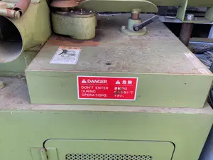 角材を丸に研削