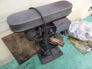 卓上タッピングボール盤
