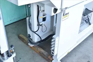 射出成形機