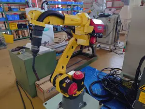 溶接ロボット(P008145)
