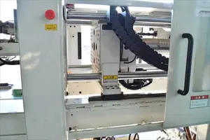 射出成形機