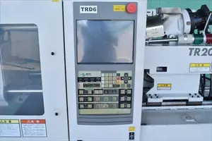 射出成形機