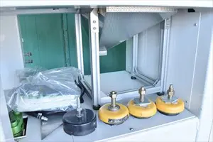 射出成形機