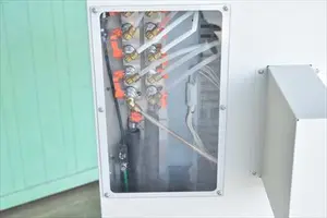 射出成形機