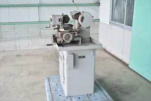 ドリル研削盤