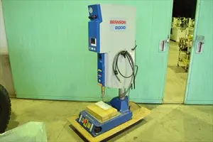 超音波溶着機