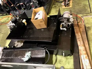 クーラントタンク