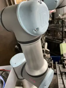 ユニバーサルロボット社 UNIVERSAL ROBOTS UR3 協働ロボット　ジャンク