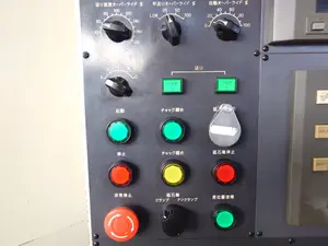 ＮＣ工具研削盤(P008444)