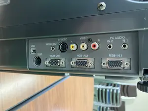 プロジェクター　Avio　iP-750