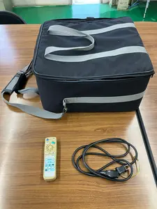 プロジェクター　Avio　iP-750