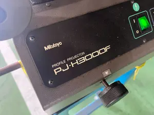 ミツトヨ　投影機
