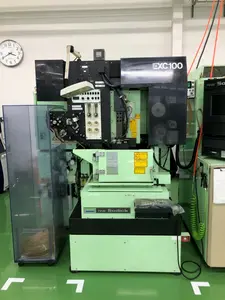 ワイヤーカット放電加工機