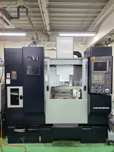 小型精密加工機（立MC）