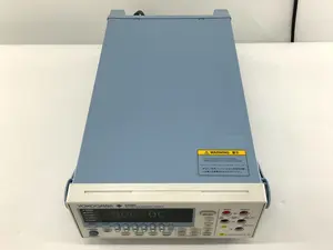 【校正済み・標準付属品付き】GS200 / GS210 直流電圧/電流源 