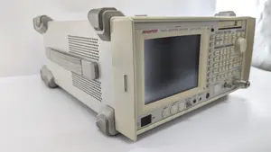 R3273 スペクトラムアナライザ、100 Hz～26.5 GHz