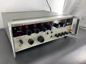 2558-01 AC標準電圧電流発生器
